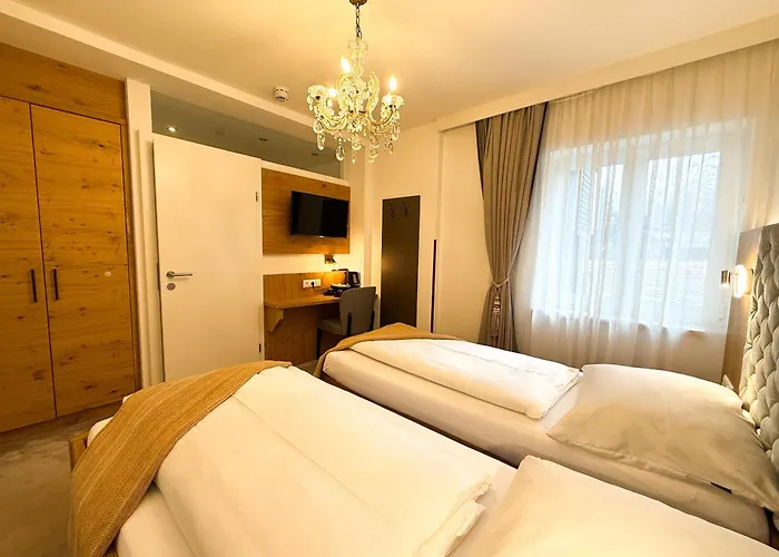 Thurners Boutique Hotel, Grosses Kino Am Tor Zur Grossglocknerstrasse ホテル フッシュ・アン・デア・グロースグロックナーシュトラーセ