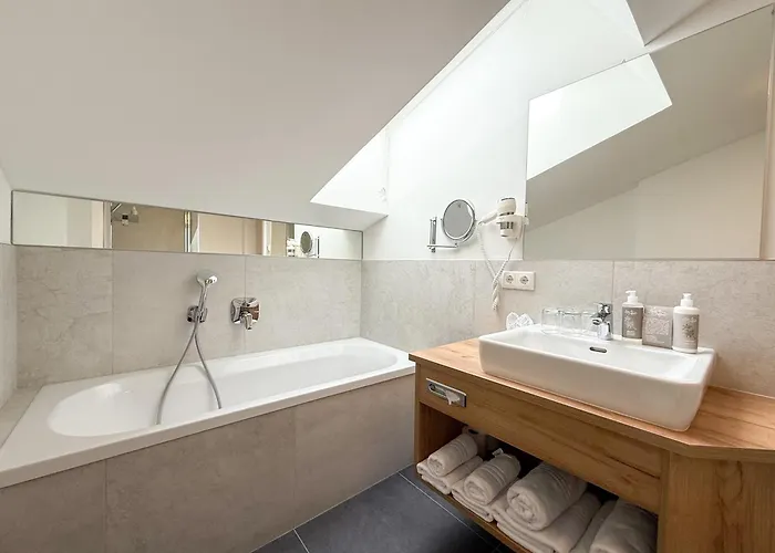 Thurners Boutique Hotel, Grosses Kino Am Tor Zur Grossglocknerstrasse ホテル